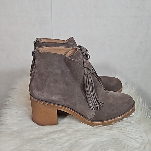 UGG Women's Grey Suede Corin Ankle Bootie with Fringe Bow - Picture 2 of 9